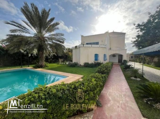 A vendre Villa R1 à Hammamet Nord  Derrière hôtel Zenith