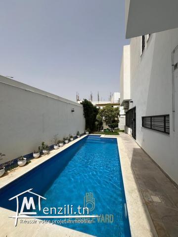 A louer villa S+4 avec piscine à Hammamet Nord