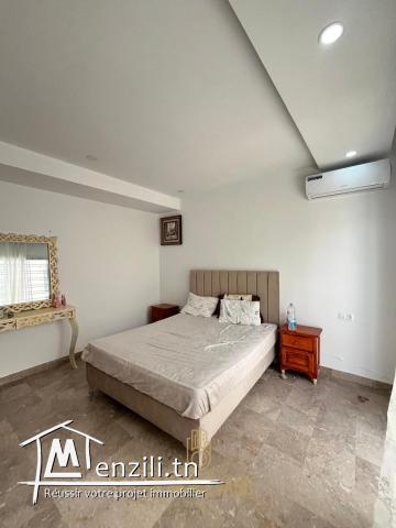 A louer villa S+4 avec piscine à Hammamet Nord