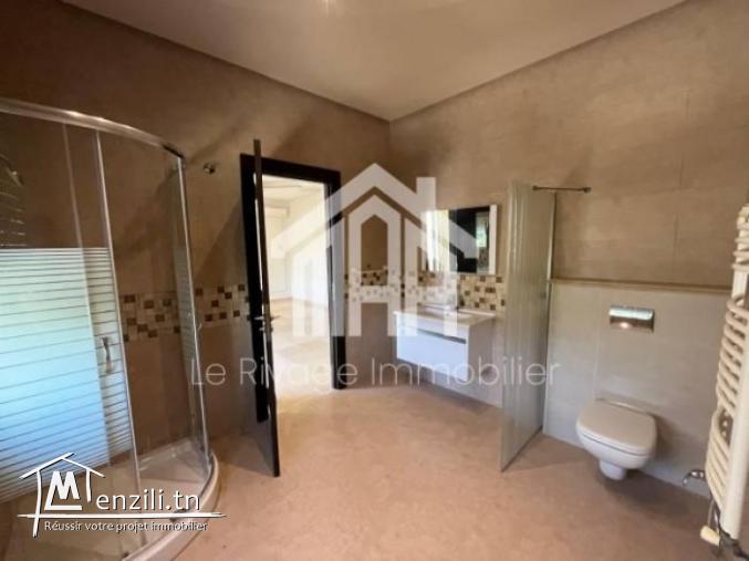 Villa S4 à louer La Marsa Sidi Daoued