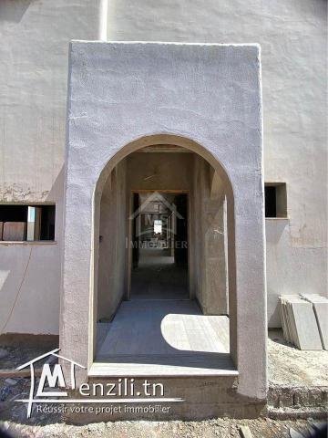 Charmante villa avec piscine encours de finition à vendre 51355351