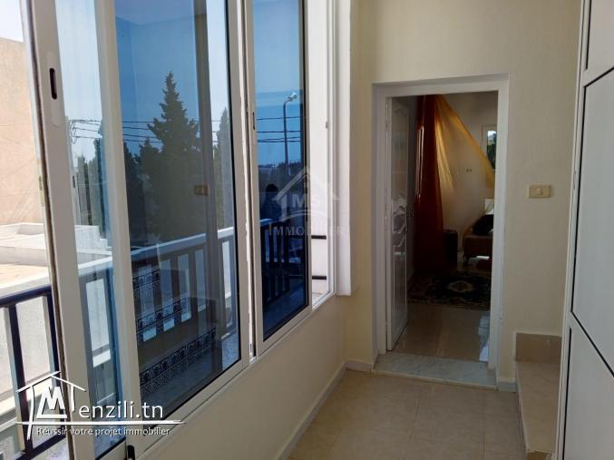 Villa de 2 étages indépendants avec piscine à vendre à 550 MD 51355351