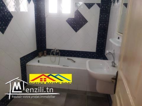 Appartement S+2, 1ère étage au centre ville de kelibia cap bon