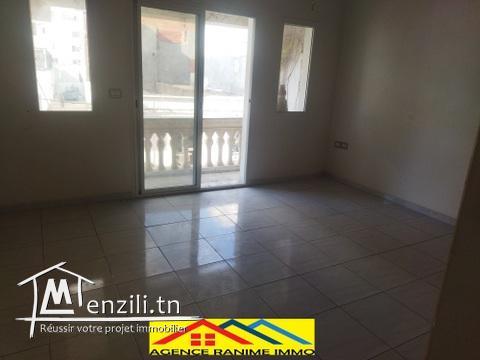 Appartement S+2, 1ère étage au centre ville de kelibia cap bon