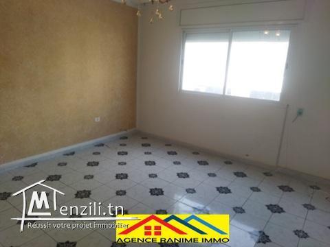 Appartement S+2, 1ère étage au centre ville de kelibia cap bon