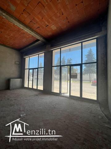 A louer un local commercial à la soukra rue de Park
