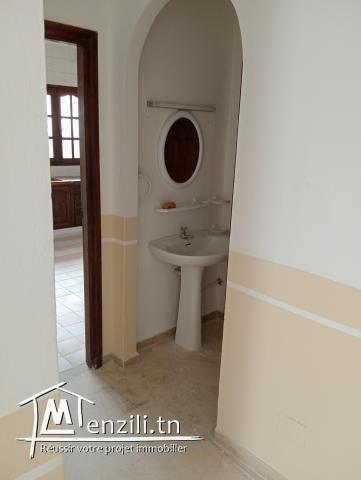A louer Etage Villa ****Zone Très Calme**** للكراء طابق منزل   Location Annuelle