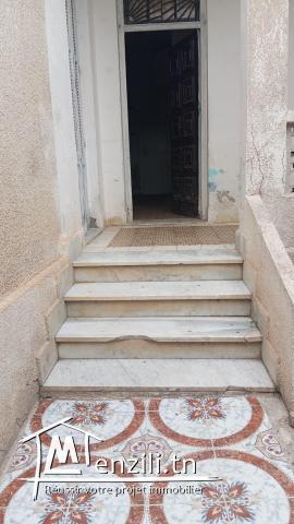 A vendre: Maison avec jardin a Manouba
