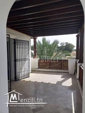 Magnifique triplex S5  chambre de service Marsa Nassim