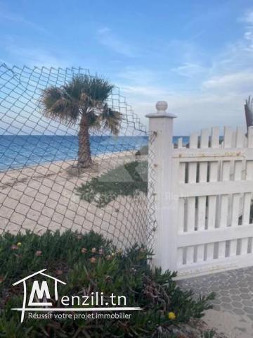 A LOUER ( Année scolaire) un Studio S0 meublé situé à Chatt Mariem Sousse