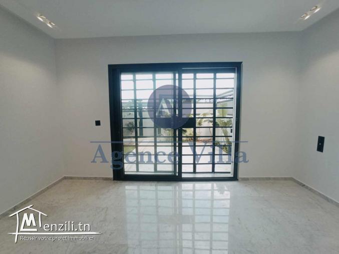 appartement s2 avec jardin a la marsa