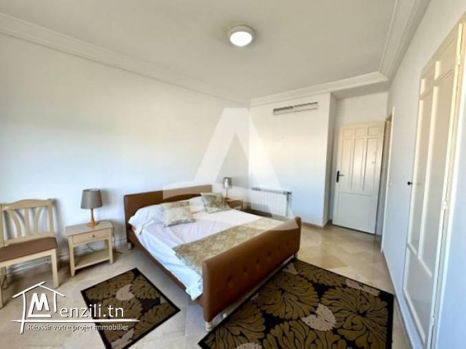 Location d'un duplex meublé à Gammarth