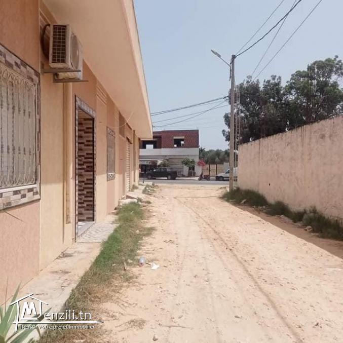 un terrain à dar allouche de 300 m2