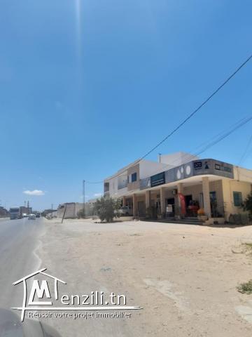 un terrain à dar allouche de 300 m2