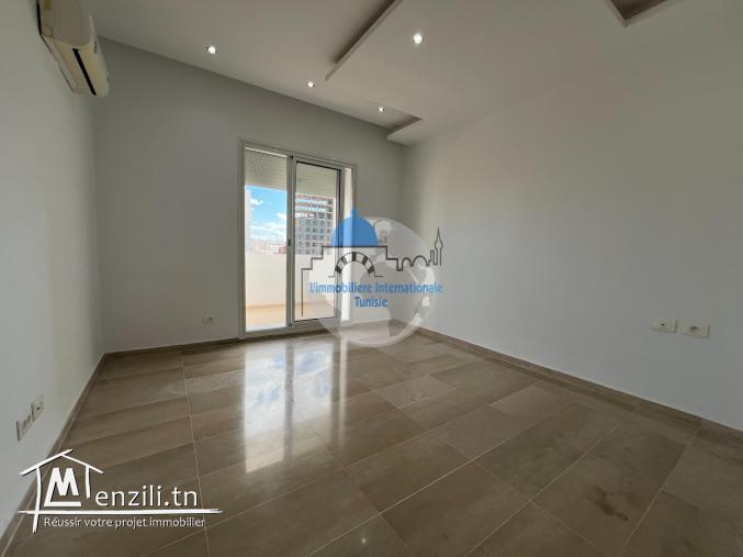 A vendre une superbe S2 à Sahloul