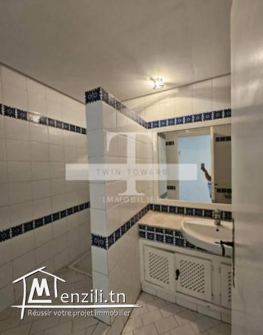 A vendre un joli bungalow  situé à kantaoui marina