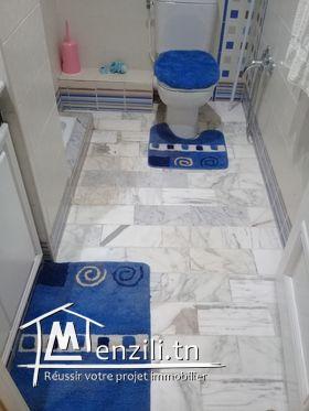 Loue à Monastir Skanès un bel appt mueublé s+1