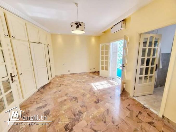 Villa S4 avec jardin à la Marsa réf 30 a