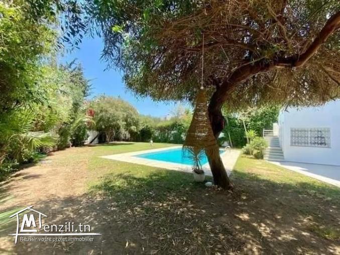 Une villa à louer à Gammarth réf 10a