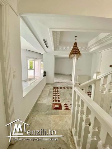 Une villa à louer à Gammarth réf 10a