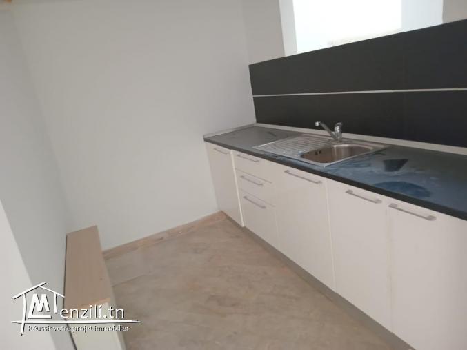 Villa S4 avec piscine à sidi daoued