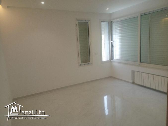 A louer villa s5 à carthage