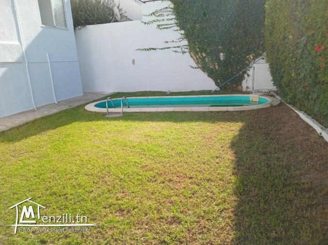 Villas4 avec pisicne à louer à la Marsa