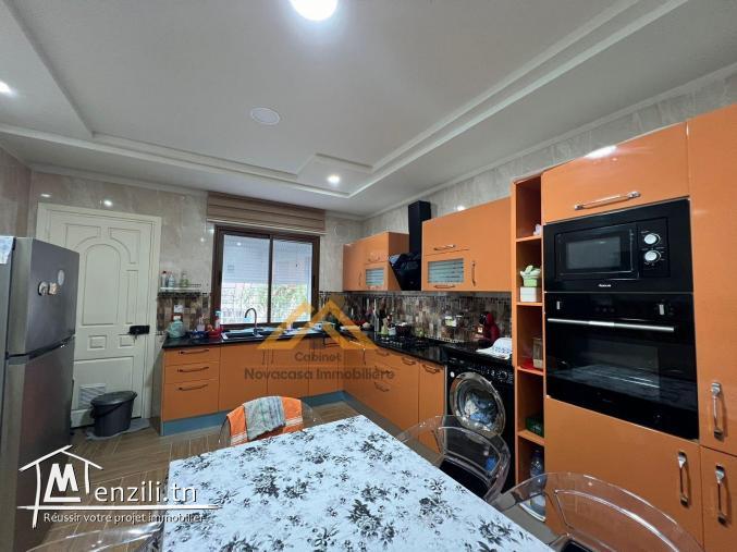 A louer appartement S+3 richement meublé