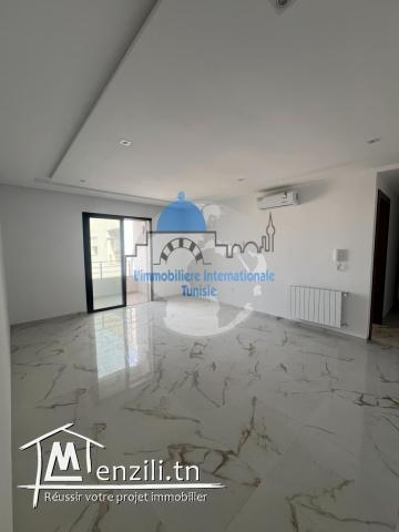 A vendre une Superbe S2 d’une superficie 108m² situé à Sahloul.