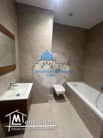 A vendre une Superbe S2 d’une superficie 108m² situé à Sahloul.