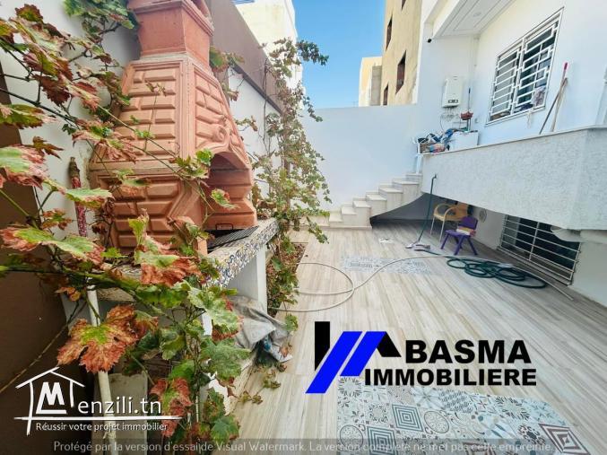 Une luxueuse villa s+4  à vendre située à sahloul 4