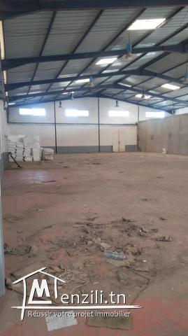 Usine ou dépôt à vendre