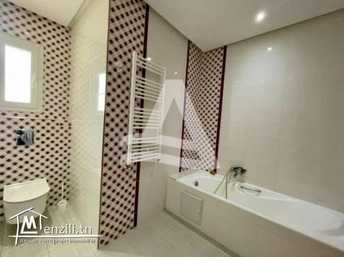 Location d'un appartement S4 à la Marsa