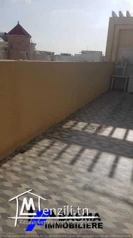 Un étage de villa s+3 à vendre située à Hammem sousse