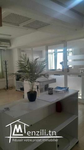 Deux étages bureautique a louer à Alain savary