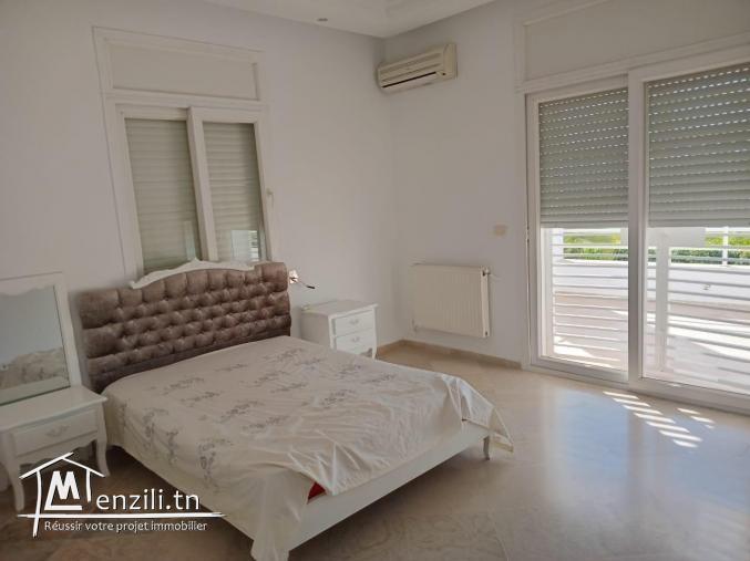 A vendre une villa s6 à gammarth