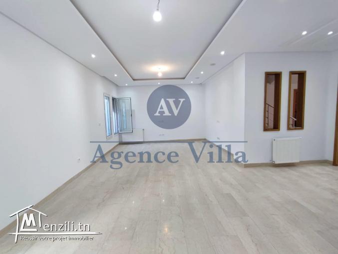 villa s+4 a la soukra