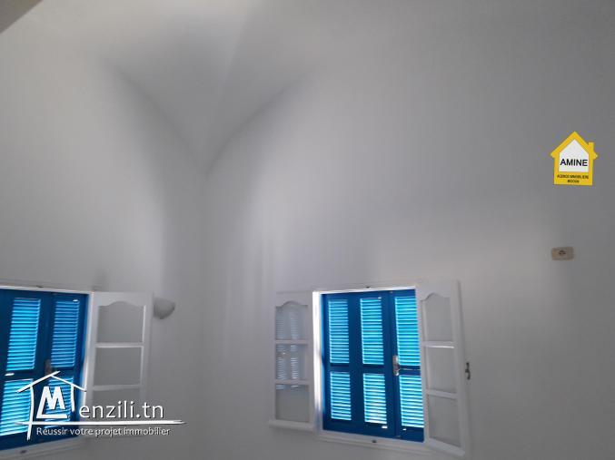 A vendre grande villa proche centre ville Midoun ZU