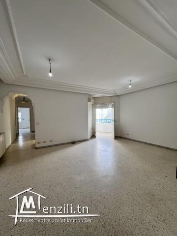 A louer un S+3 à Ain Zaghouan