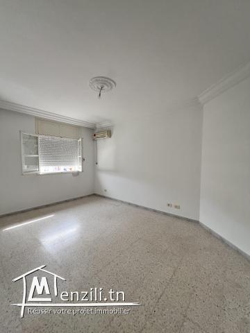 A louer un S+3 à Ain Zaghouan