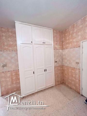 LOCATION ETAGE DE VILLA A ARIANA