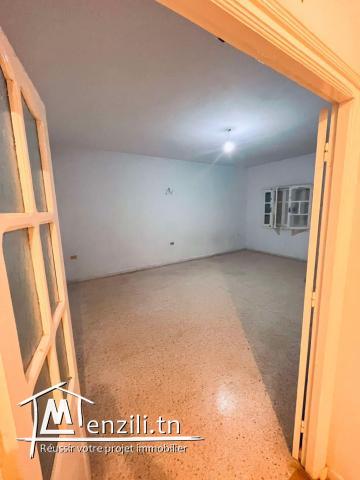 LOCATION ETAGE DE VILLA A ARIANA