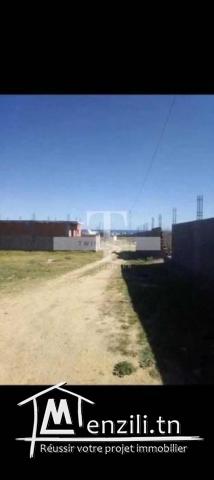 Terrain  de 596 m²  à vendre à chot mariem