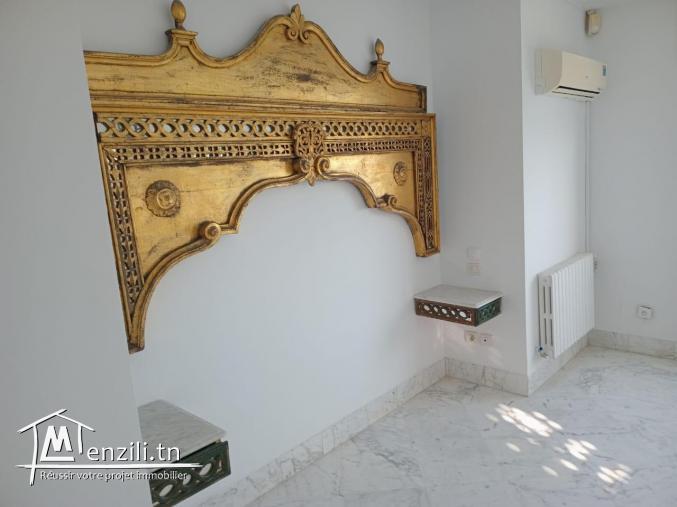 A louer une villa s4 vue mer à la marsa