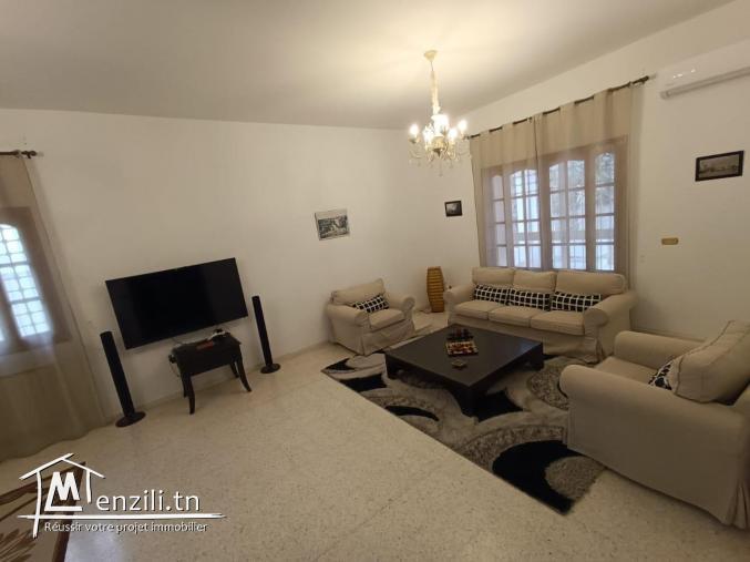 Jolie villa tres bien orientée