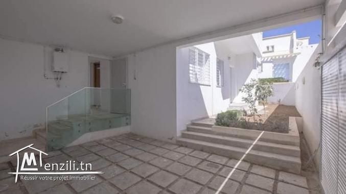 Agréable TRIPLEX Indépendant, Sans Meuble Dédié Pour La Location Long Terme