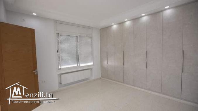 Agréable TRIPLEX Indépendant, Sans Meuble Dédié Pour La Location Long Terme