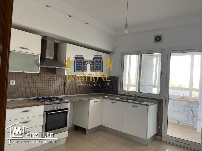 A louer un appartement S3 à la Marsa