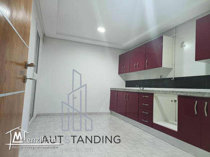 Super Appart S+3 vue dégagée à louer à sousse