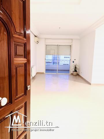 À Louer : Appartement S+3 spacieux et lumineux à L'Aouina - Résidence L'Albatros